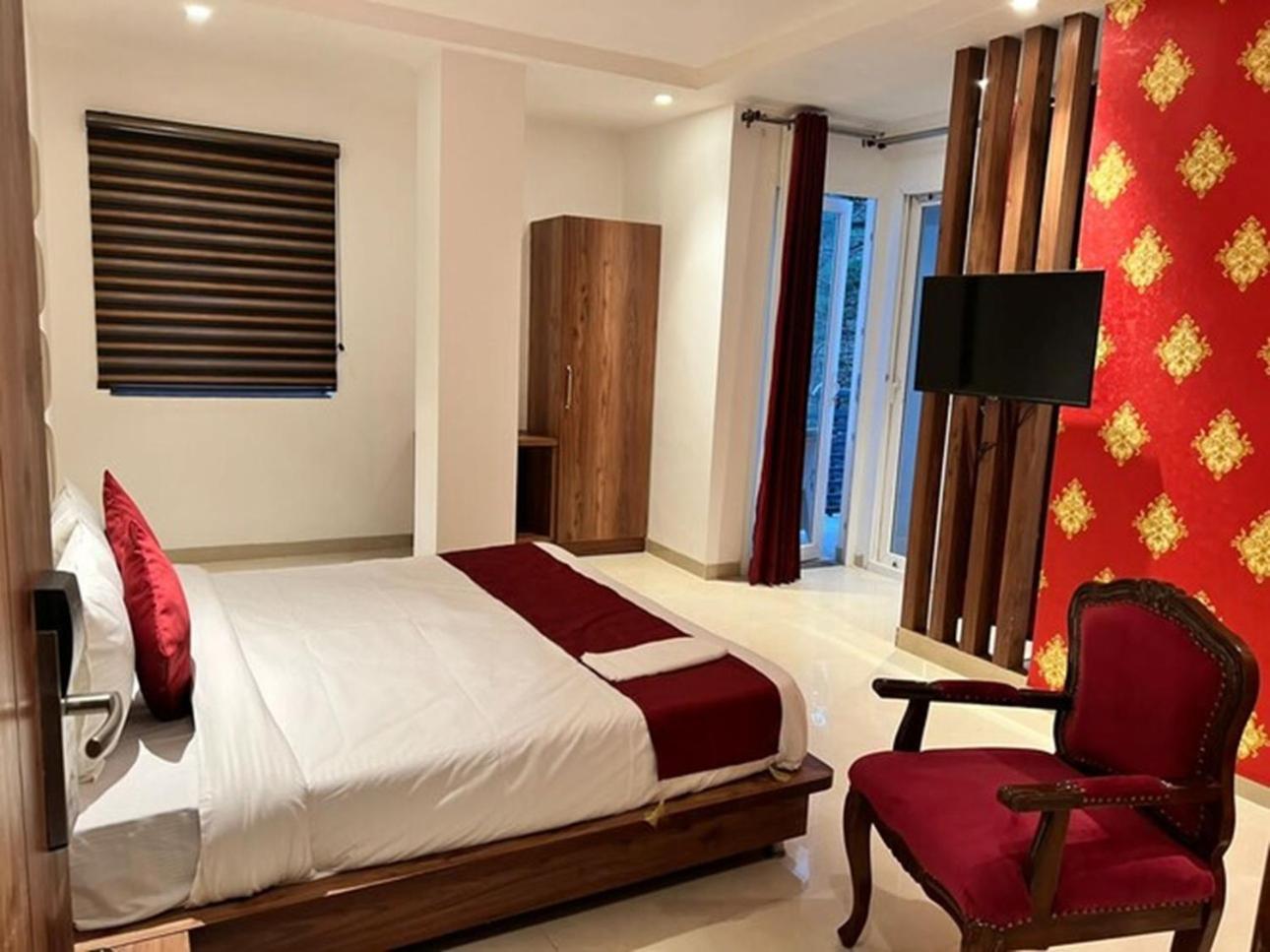 Rr Hotel & Resort 다람샬라 외부 사진